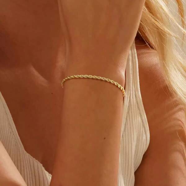 1pc Minimalist Stainless Steel Twist Chain Bracelet, Unique & Versatile Design For Women