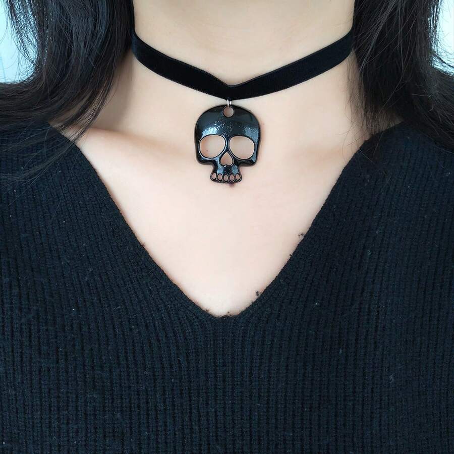 1 件简约哥特式天鹅绒亚克力新月吊坠项链，女士配饰装饰 - 骷髏款 - 查看 1
