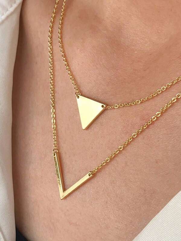 1pc Minimalist Elegant Geometry Triangle V-Shape Pendant Necklace, Women's Fashion Fashionable Clavicle Chain, Sophisticated, Suitable For All Seasons, Great Gift For Teachers, Graduates And Friends