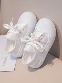 Zapatos de lona 2025 nuevos Zapatillas de baile blancas con suela sólida, zapatos tipo crackers casuales de otoño, zapatos versátiles de moda bordados para niños mayores