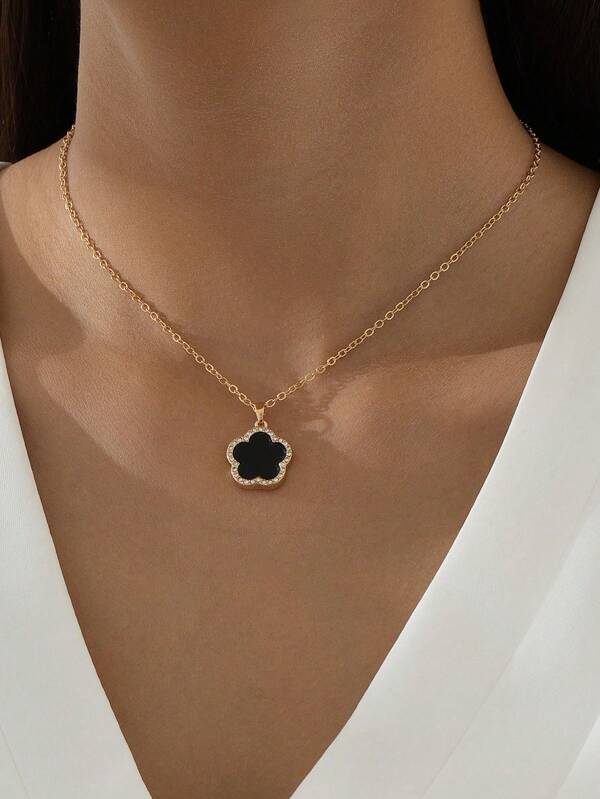 1pc Sweet Clover Charm Pendant Necklace For Women, Party/Dating Gift