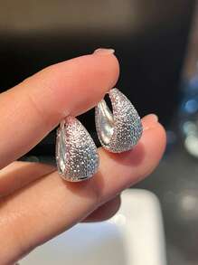 1 Par de Pendientes de Aro Elegantes, Lujosos y con Estilo Francés Vintage, Brillantes, de Alta Calidad en Material de Cobre, Aptos para Uso Diario, Festivales, Reuniones Sociales, Regalos de Pareja, Atuendos de Fiesta, Primavera/Verano/Otoño