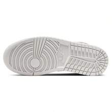 Nike Zapatillas deportivas de baloncesto de media caña Air Jordan AJ1 para mujer, con suela duradera y diseño transpirable para uso casual