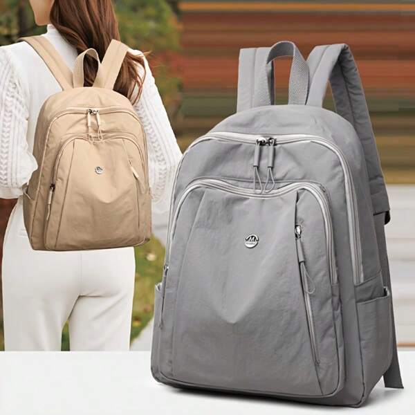 Mochila Cinza de Oxford Tecido Leve Estilizado Cinza de Oxford para Mulheres com Design Multipocket, Alças Ajustáveis, Dobrável, Ideal para Faculdade e Transporte Diário, Viagem