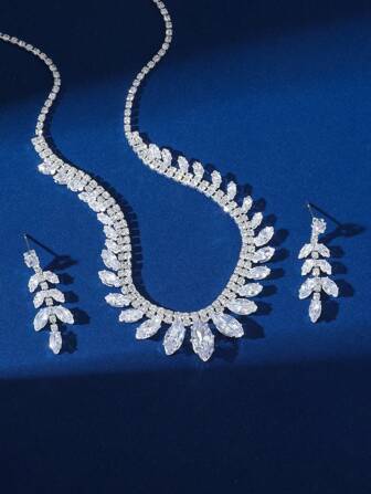 Women's Luxury Crystal Zirconia Jewelry Set, Necklace + Earrings, Elegant And Fashionable, Perfect Accessories For Weddings, Parties And Various Occasions