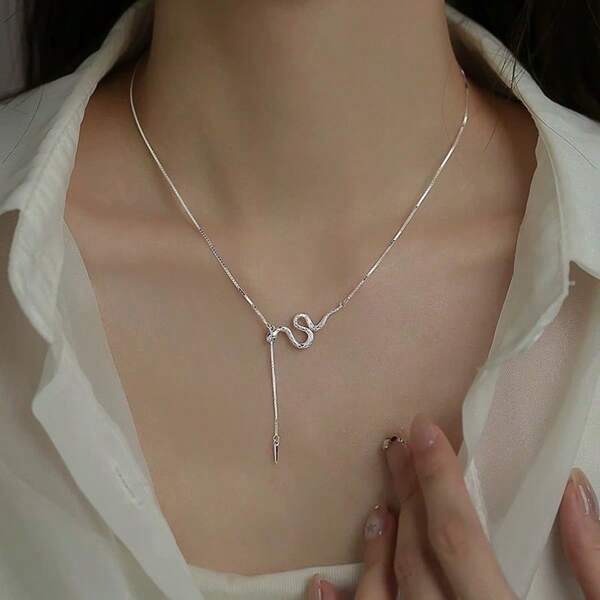 Collier serpent à gland élégant et simple en argent sterling 925, collier ras-du-cou unique personnalisé, délicat et polyvalent à la mode pour femmes