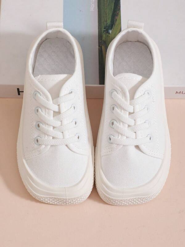 1 Pair White Lightweight PVC Soft Bottom Breathable Round Toe Flat Casual Shoes, Suitable For All Seasons