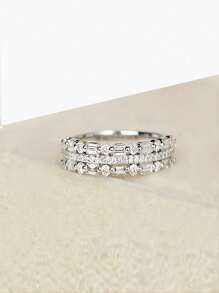 Élégante bague de mariage de mariée, bague avec cubiques de zircone micro-sertis, bague de fiançailles romantique pour femmes, bijou - symbole de l'amour, cadeau parfait pour elle, convient pour un port quotidien et pour le mariage, toutes saisons