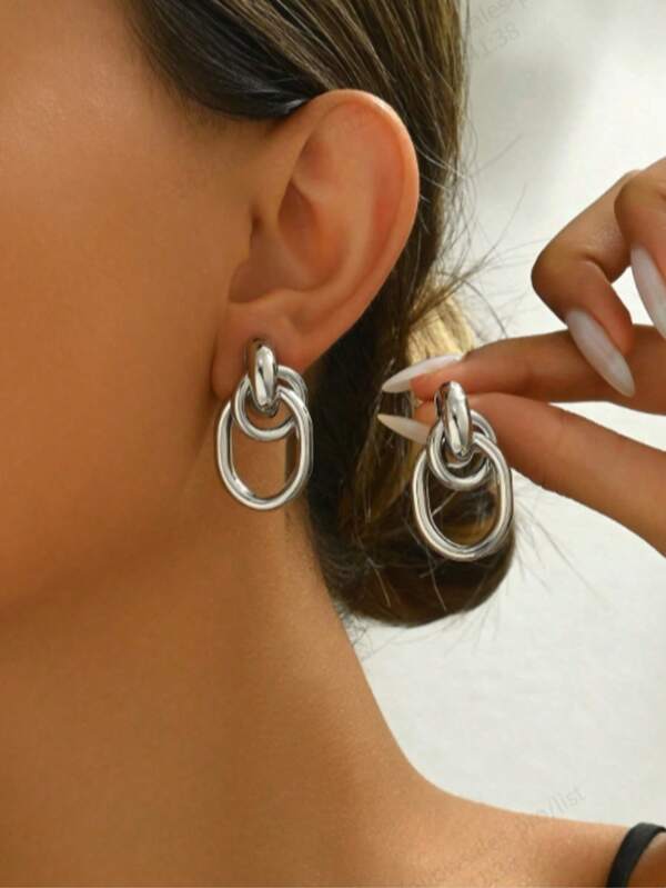 1 Paar modische rhodiumfarbene Metall Multi-Turn verknotete Design Ohrstecker für Frauen, Doppel-Kreiskopfstützen, auffallende hängende Ohrringe, einzigartige Ohrringe als Jahrestags-Geschenk für die Ehefrau