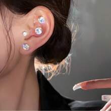 5 pièces Boucles d'oreilles en argent 925 noble et exquises portables, étincelantes pour hommes et femmes, avec cristaux de zircone cubique. Clous d'oreilles polyvalents et pour un usage quotidien