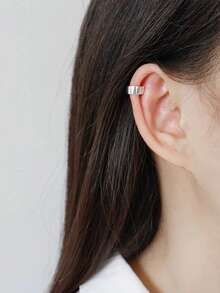 S925 纯银夹式耳环，宽脸简约设计，男女皆宜，无需穿孔