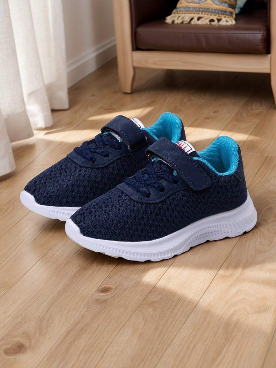 زوج واحد من أحذية الأطفال الشبكية المنفذة للهواء بسحاب وحلقة، أحذية أطفال باللون الأزرق، تصميم جديد للربيع والخريف لأحذية الرياضة اليومية