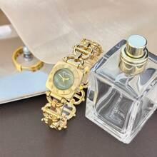 1pc Women's Elegant Retro Hollow Square Metal Roman Numeral Case Bracelet Watch, High-Quality Fashion Quartz Watch