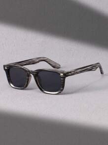 1 件男士透明仿木纹铆钉复古方形框架时尚眼镜，防滑镜腿设计，简约时尚，适合返校季时尚学院风 - 木紋透明灰 - 查看 7