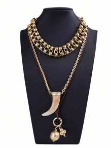 An Animal Horn Pendant Necklace, ZA, European And American , Multi-Layer Necklace, Wear Animal Horn Pendant Necklace, Light Luxury Alloy Geometric Pendant For Women