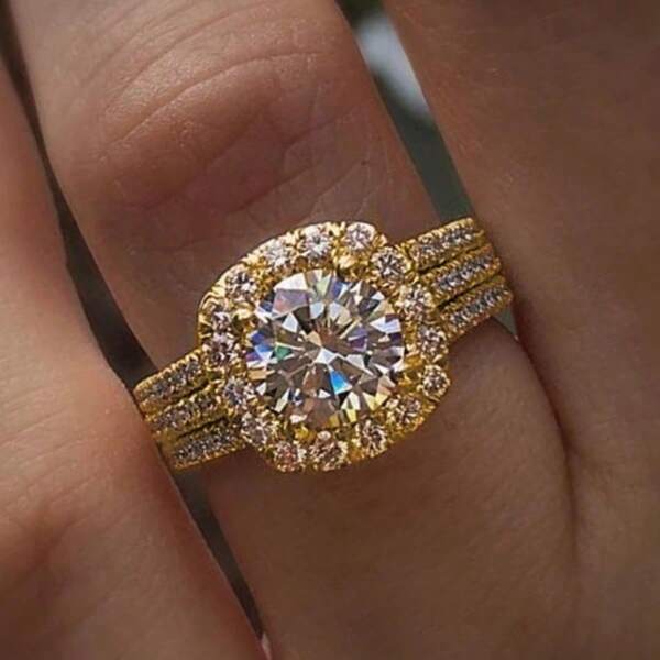 1 pièce Bague de fiançailles élégante pour femme en argent plaqué avec zircone cubique synthétique étincelante, bijoux de luxe pour femme, accessoire de fête charmant, cadeau parfait pour la Saint-Valentin