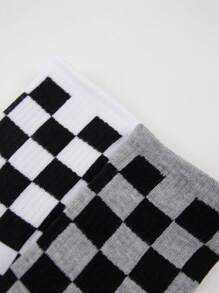 2/4/5/6 Pairs Of Women's Black & White Checkerboard Patterned Crew Socks, Personalized Casual Socks, Versatile For All Season, Suitable For Outdoor, Party, Gift, Y2k, Goth, School, Soft, Breathable