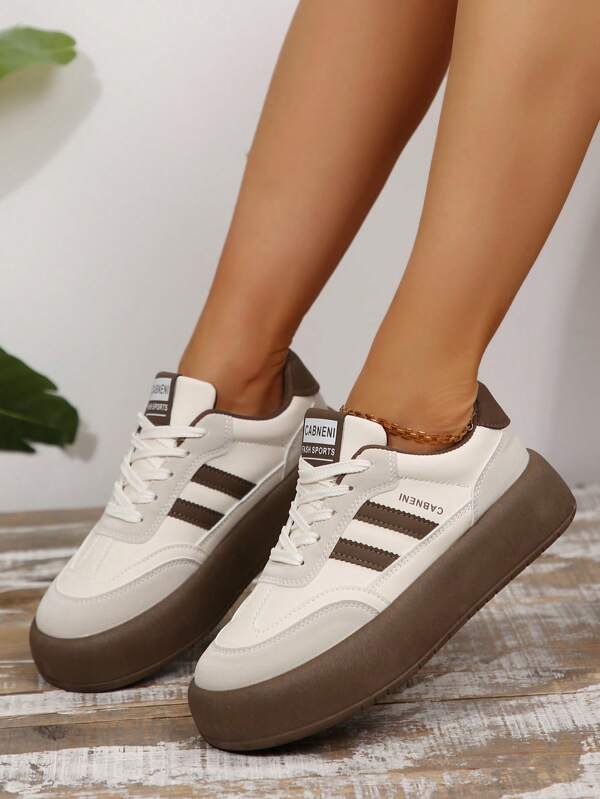 Deutsche Stil Damen Lässig Frühlings Sneaker, Retro Lässig Sportschuhe, beliebte Leder Loafers, Slip-On Lässig Flache Schuhe, weiße Sneaker
