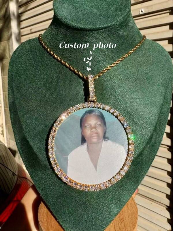 1pc Oversized Customized Round Photo Frame, Solid Rhinestone Pendant Necklace, Shiny Accessory For Men