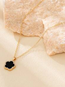 1pc Sweet Clover Charm Pendant Necklace For Women, Party/Dating Gift