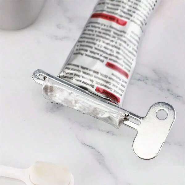 2 قطعة من عصارة وموزع معجون الأسنان اليدوي - قابل للحمل، خالي من البطاريات، سهل الاستخدام كإكسسوار حمام، استخدام فعال لمعجون الأسنان