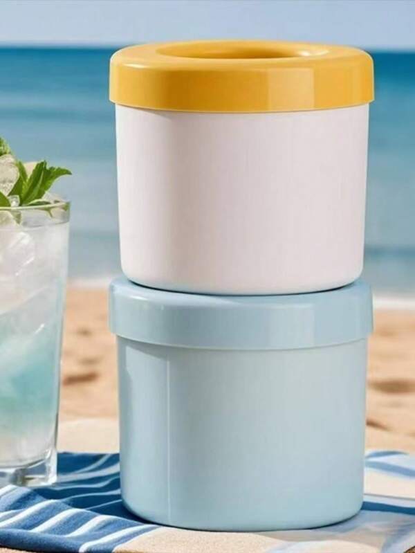 1pc Summer Essential Silicone Portable Ice Mold, Small And Space-Saving, Easy To Release Silicone Ice Mold, Can Hold Up To 30 Ice Cubes, Used To Make Ice Cream Yogurt Candy, Ice Cubes, Perfect For Parties, Travel, Weddings, Birthdays, Graduations, Kitchen Helpers