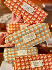 Frisch und einfach Rot Blumenprint Federmappe, und sehr attraktiver Stiftehalter für Schüler, natürlicher Kosmetikbeutel, Schulanfang Essentials, Stifte, Schulmaterial, Schulsachen, schöne Schul-Essentials, Büromaterial, Geschenke, Schultaschen für Mädchen, Schulbedarf, Schreibtisch Aufbewahrungsboxen, süße Schreibwaren, Mäppchen, Schultasche