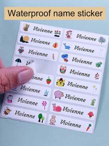 500/300/200/100/50/30 Stück schwarzer Text auf weißen wasserfesten Namensaufklebern, reißfeste Namensetiketten für Studenten, Cartoon-Aufkleber, PVC-Material Aufkleber können auf Schreibwaren, Bücher, Wassergläser und andere glatte Oberflächen geklebt werden, wasserfest und lichtecht, geeignet für Studenten und Schreibwaren, Schulmaterial, Schulanfang