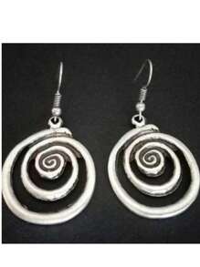 1 Pair Fashionable Unique Geometric Hollow Rotational Circle Drop Earrings
