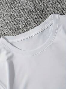 A Latest Printed Short-Sleeve Graphic T-Shirt, A Fashionable Short-Sleeve Gift For Men, Essential For Outings And Dates, Suitable For Outdoor Sports, Comfortable And Sweat-Wicking, Simple And Versatile Classic American Short-Sleeve T-Shirt, Apparel Graphic Tee Mens Clothes - White - View 3
