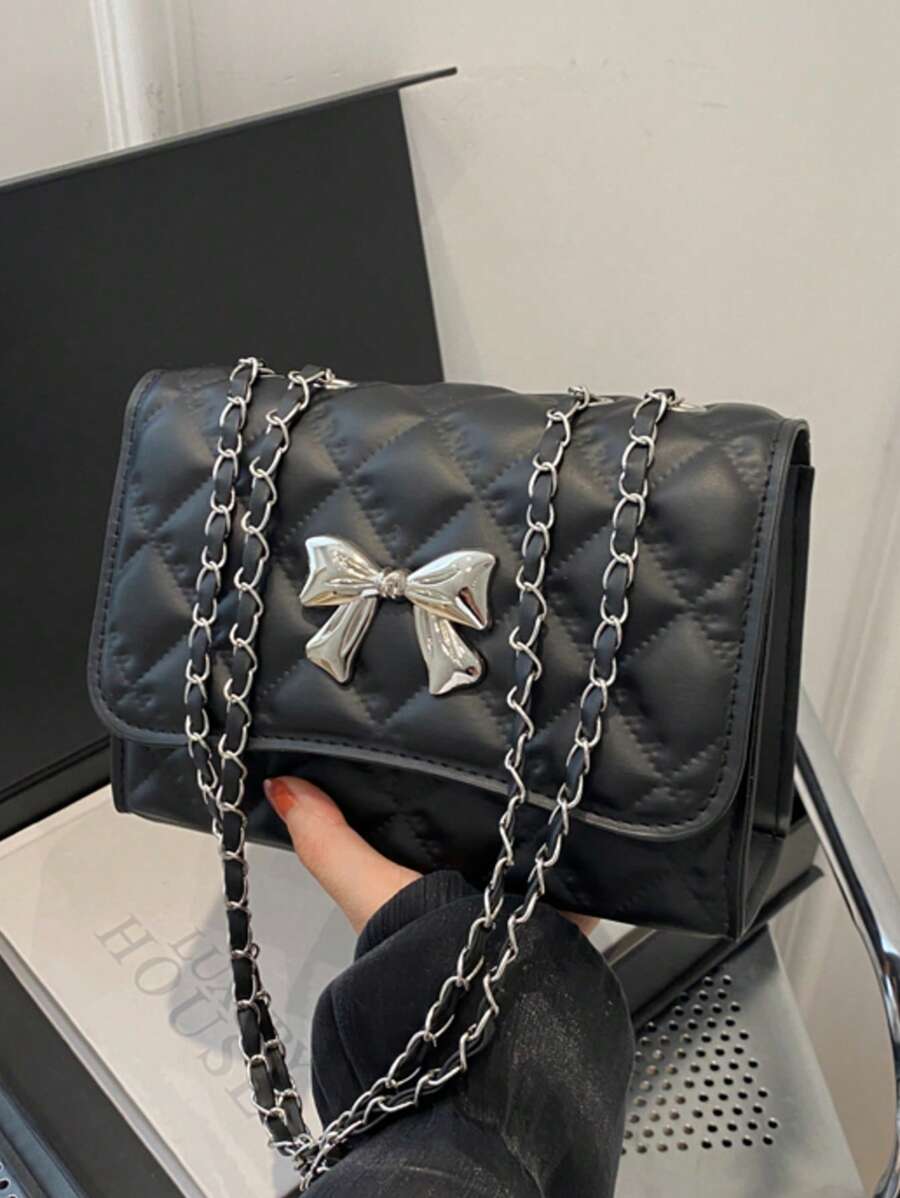 Bolso de hombro acolchado con decoración de mariposa y lazo, bolso cruzado pequeño y elegante con cadena para mujer 2024