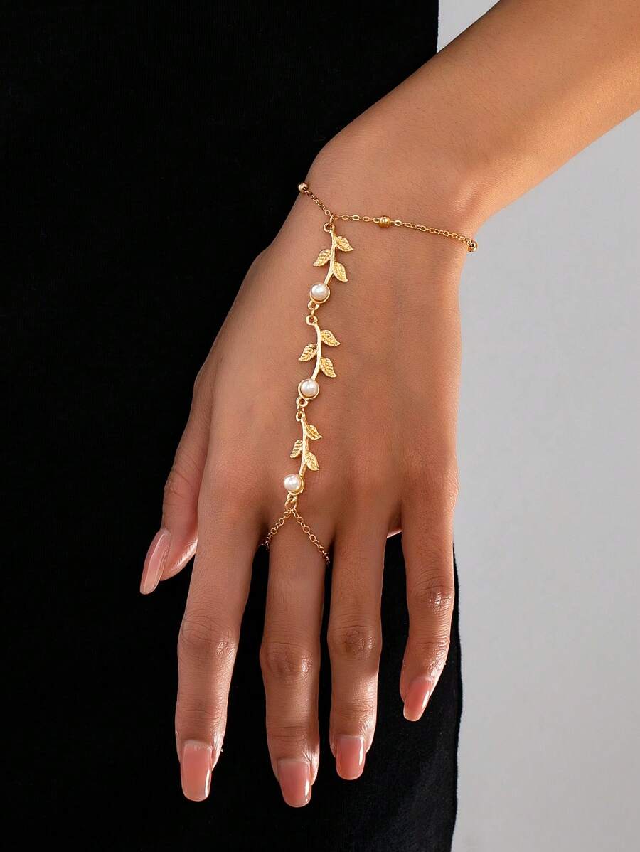 1pc Fashion Simple & Unique Leaf & Pearl Decor Bracelet For Women, Sizes May Vary, Exact Beads Count Not Guaranteed