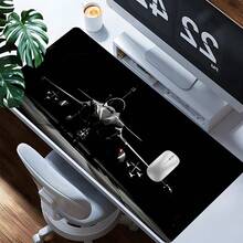 酷炫飞机图案鼠标垫 黑色鼠标垫 大号桌垫 带缝边防滑橡胶底座 桌面配件 键盘垫 适用于家庭办公室装饰 桌垫 35.4x15.7 英寸 可作为圣诞节、万圣节礼物 适合送给女性朋友、女朋友、男性朋友