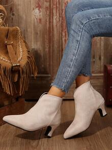 2024年新款女士时尚V形剪裁踝靴，尖头裸色短靴，中跟踝靴，短跟靴