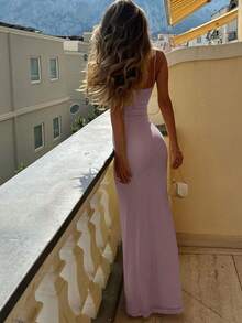 Elegancka, romantyczna, kobieca sukienka z koronki i siateczki na wieczór walentynkowy, z motywem zachodu słońca, dopasowana do sylwetki