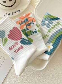 4 Pares Meias de Cano Médio Femininas com Impressão de Flor e Letra, Meias Casuais Sólidas e Fofas com Estampa Fofa, Confortáveis, Macias, Casuais, Esportivas, Versáteis para Viagem, Estilo Minimalista para Uso Diário