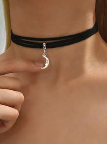 1pc Vintage Gothic Style Moon Pendant Necklace, Black Choker Collar Necklace