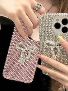 غطاء هاتف وردي فاخر مرصع بالراين ستون بتصميم فراشة ثلاثية الأبعاد متوافق مع هواتف آيفون 17 برو ماكس، 16 برو ماكس، 15 برو ماكس، 14، 13، 12، 11، 15 برو، 14 برو، غطاء واقي فريد من نوعه بطراز كوري عصري مقاوم للصدمات (مباشر من المصنع ، جودة مضمونة)