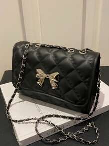 Bolso de hombro acolchado con decoración de mariposa y lazo, bolso cruzado pequeño y elegante con cadena para mujer 2024