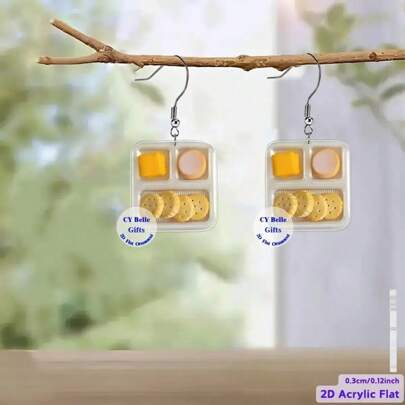 زوج من الأقراط المصنوعة من الاكريليك مسطح بتصميم خاص وفريد، صالح للارتداء في المناسبات والحفلات