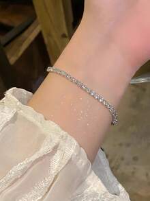 1 件女士可调节钻石链手链，方晶锆石网球手链，闪亮简约优雅的珠宝，适合日常佩戴 - 銀色 - 查看 2