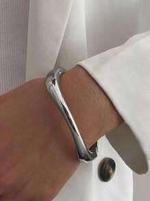 3 Stück/Set übertrieben asymmetrischer glatt gebogener Armreif Set, multifunktionales Metallarmband, Schmuck für den Versand nach Europa und USA