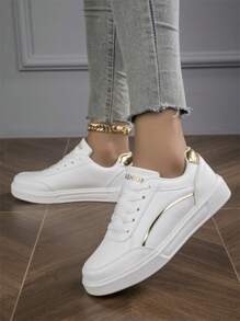 Ladies' Casual Sporty Skateboarding Shoes With Gold Decorative Details And Laces