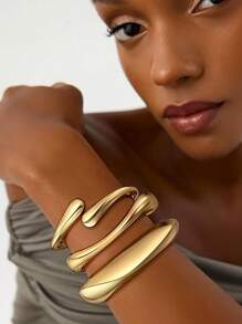 3pcs Set Vintage Minimalist Asymmetric Metal Water Drop Snake Bracelet, Personalized Exaggerated Simplified Geometric Abstract Design Luxury Elegant Bracelet, Suitable For Women's Daily Commute, Holiday Gifts, Parties, Fashion Photography, Runway Accessories