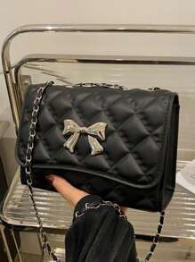 Bolso de hombro acolchado con decoración de mariposa y lazo, bolso cruzado pequeño y elegante con cadena para mujer 2024