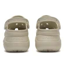 Crocs Chanclas/sandalias deportivas casuales cómodas, ligeras y de uso diario, tipo zuecos vintage para mujer, modelo 206302-2Y2