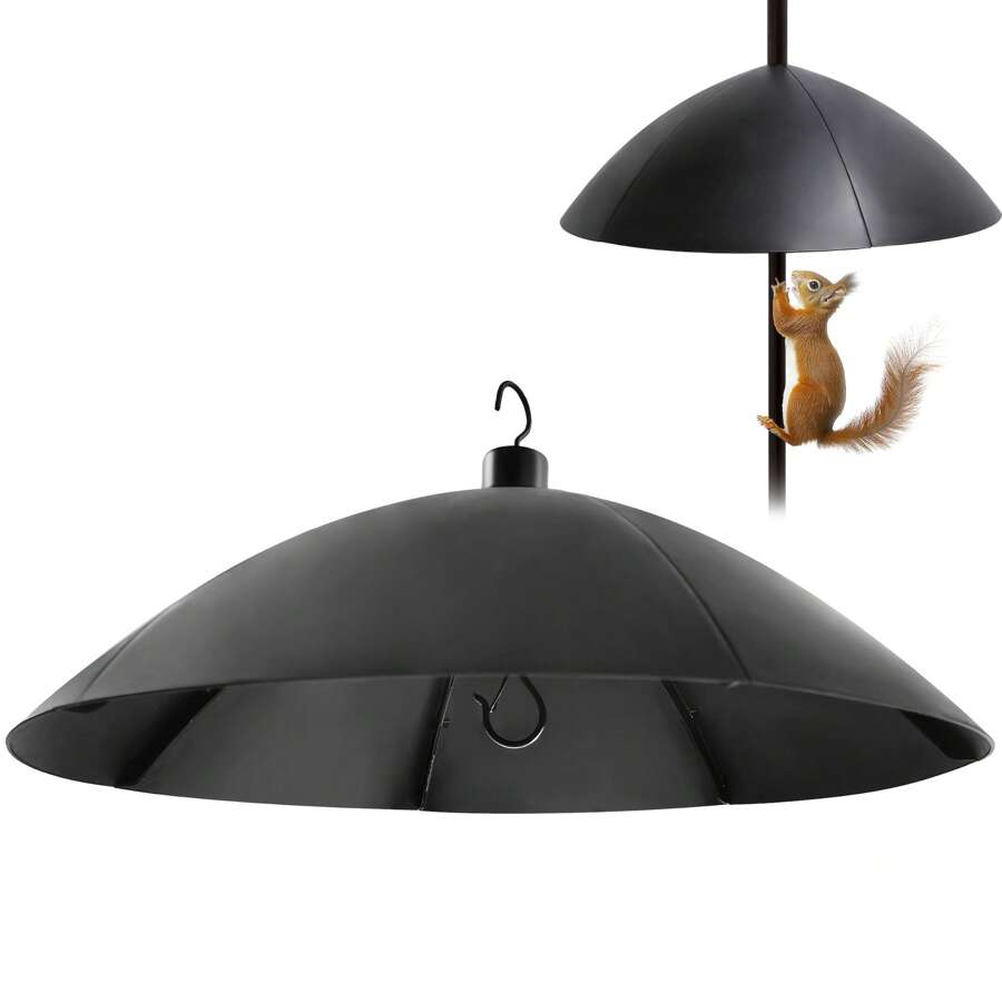 18 英寸防松鼠挡板，用于保护喂食器和鸟舍，PP 悬挂式浣熊和松鼠防护罩，带防风牧羊钩，户外悬挂式鸟舍防护罩