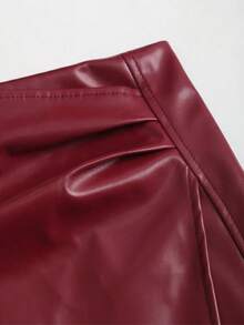 Zalla Faux Leather Skirt – Mini Skirt With Front Draping | Sexy & Stylish For Winter - 紫紅色 - 查看 3