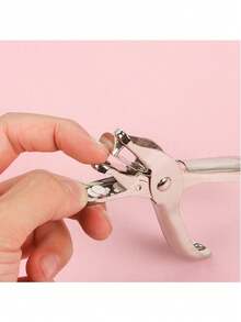 Perforadora de papel, perforadora de un solo orificio, adecuada para manualidades de bricolaje como tela, piel, cinturón, plástico, acrílico, lienzo, ante, papel, cartón, etc. Se puede usar como repuesto, reemplazo o compartir con amigos. Útiles escolares, temporada de regreso a clases