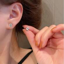 5 pièces Boucles d'oreilles en argent 925 noble et exquises portables, étincelantes pour hommes et femmes, avec cristaux de zircone cubique. Clous d'oreilles polyvalents et pour un usage quotidien